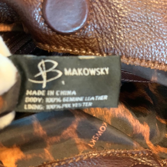 B Makowsky Brown Genuine Leather Bag with Leopard Print Interior! - Picture 9 of 9